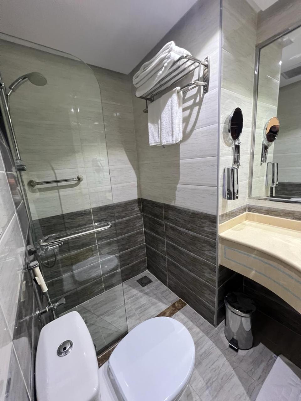 Zaha Al Madina Hotel Medina Eksteriør billede
